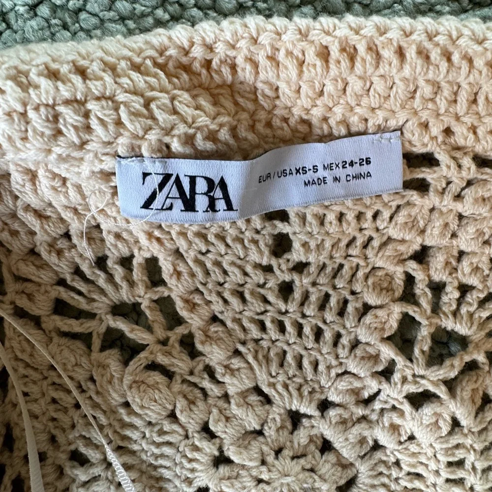 Zara Beige Crochet Lace Cardigan - Picture 2 of 9